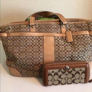 Coach purse with wallet